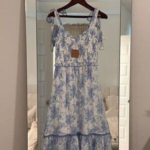 Blu Pepper midi dress